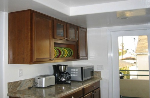 Mission Beach House | 3 bdr, 3 bath Home Walk to bay, ocean, restaurants and shops!