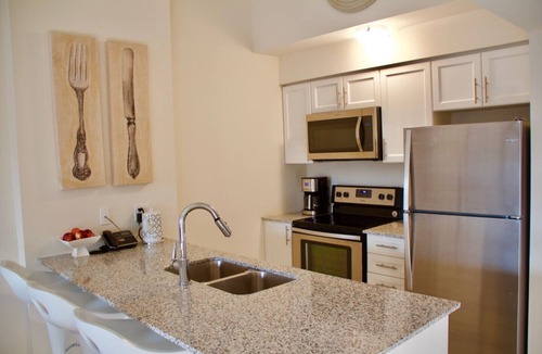 Collingwood Condo | 3 BDR Loft w/Heated Pool │ Blue Mountain & Georgian Bay Views