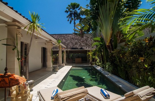 Singakerta Villa | 3 BDR lux villa in the heart of Seminyak (gated complex)