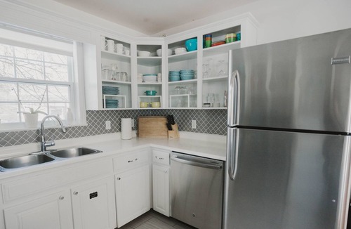 Stratford House | 3 bdrm, 2.5 bath Classic Cape Cod Cottage