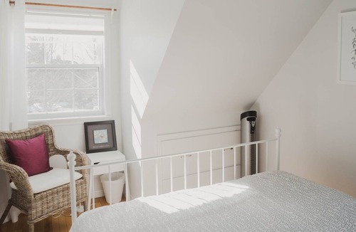 Stratford House | 3 bdrm, 2.5 bath Classic Cape Cod Cottage