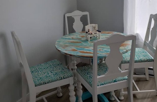 Saint John House | 3 bdrm, 2 bth, 2 living, 2 kitchens & outdr space