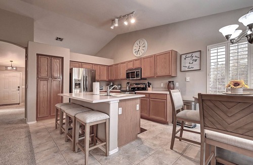 Glendale House | 3 bdrm Glendale Home w/Pool