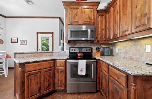 Medicine Park House | 3-bdrm house in Medicine Park w comfy beds, parking, fenced yard, walk to shops.