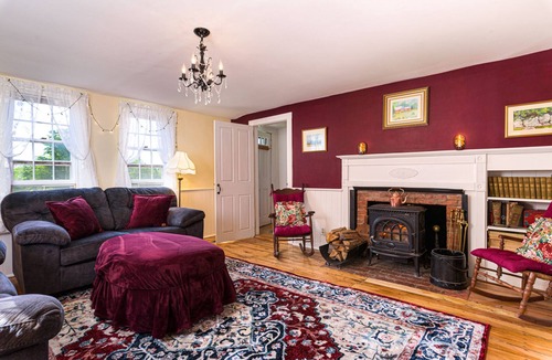 Weston House | 3 bdrm Stillwater Farmhouse near 4 ski resorts
