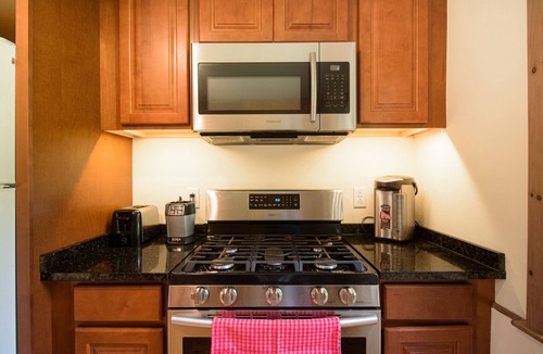 Weston House | 3 bdrm Stillwater Farmhouse near 4 ski resorts