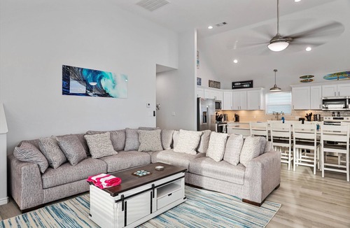 Port Bolivar House | 3 Beachfront Houses! 3 Heated Pools! Sleeps 80! Weddings & Events Welcome! Pets!