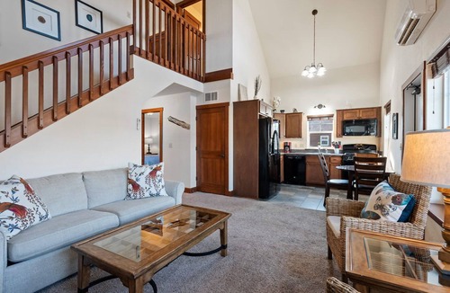 Dover Bay House | 3 Bears - 3 Bedroom 3 Bath Parkside Bungalow