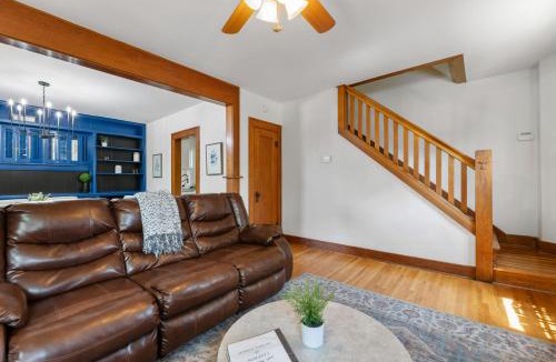 College Hill House | 3 Bed 1 5 Bath Home in College Hill By Hospital