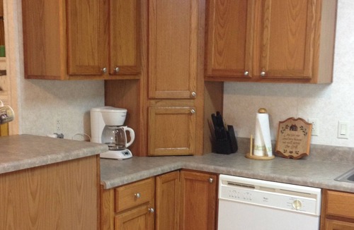 Tumbling Shoals House | 3 Bed/ 2 Bath About a Mile from Old Hwy. 25 Boat Ramp