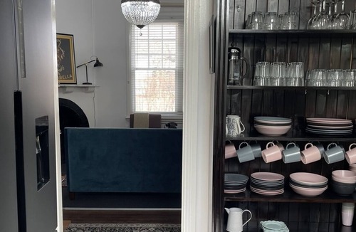 Wallerawang Cottage | 3 Bed/ 2 Bath Cottage