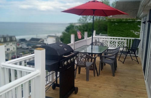 Hull Condo | 3 Bed 2 Bath Direct Ocean View Beach Condo