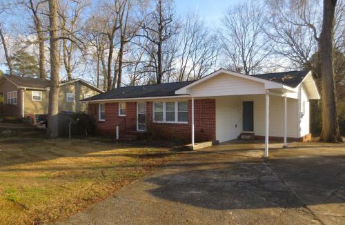 Mount Berry House | 3 Bed 2 Bath renovated house in West Rome