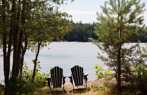 Port Carling Villa | 3 + bed 2 bath Villa on Lake Muskoka