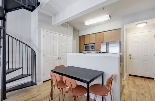 West Campus Condo | 3 Bed/2 Bath West Campus Penthouse Condo in the Heart of Austin