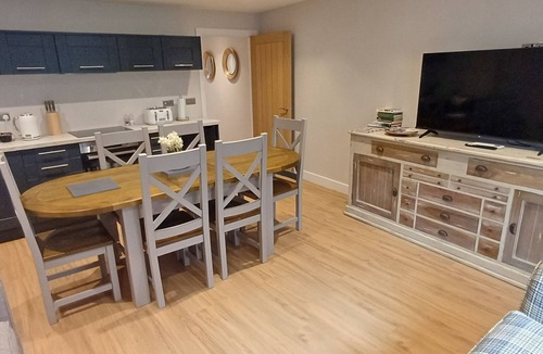 Ely Apartment | 3 bed, 3 bath apartment, can be split into 3 units