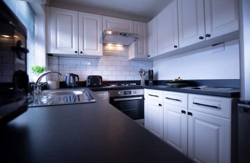 Ashby-de-la-Zouch House | 3 bed 3 bath house with parking - Central Ashby