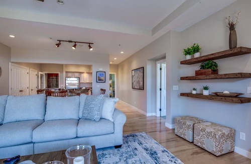 Killington Condo | 3 Bed 3 Bath Luxury Ski-In/Ski-out Condo Killington Sunrise Village Slopeside