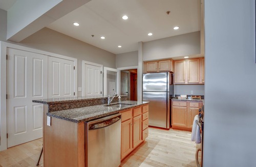 Killington Condo | 3 Bed 3 Bath Luxury Ski-In/Ski-out Condo Killington Sunrise Village Slopeside