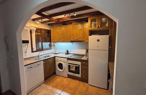 Roda Apartment | 3 Bed Apartment Sleeps 6 with Shared Pool