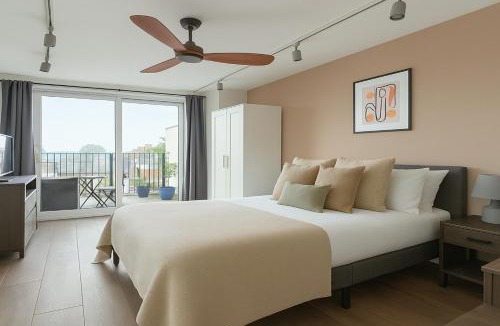 Nine Elms Apartment | 3 Bed Balcony Flat in Nine Elms