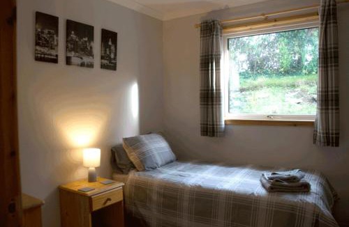 Damnaglaur House | 3 Bed Bungalow - Sleeps 6 - Pet Friendly - Parking