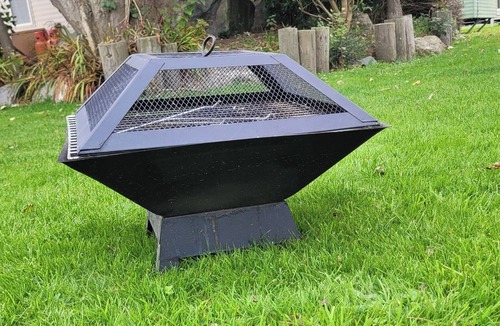 Winestead Cabin | 3 Bed Caravan - Sleeps 8 - Pets - Garden - Parking