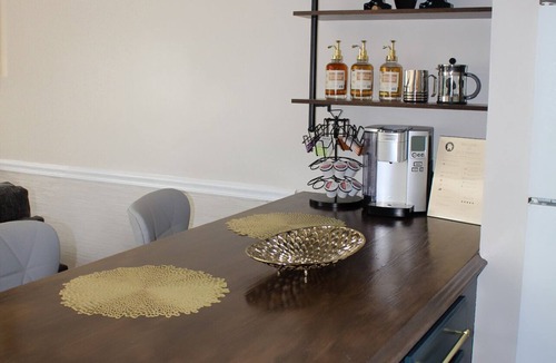 Norwich Condo | 3 Bed-Casino-Pools-Jacuzzi