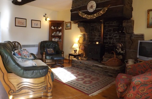 Saint-Simeon Cottage | 3 Bed Cottage - Sleeps 5 - Garden - Parking - Wifi
