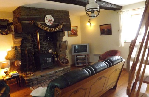 Saint-Simeon Cottage | 3 Bed Cottage - Sleeps 5 - Garden - Parking - Wifi