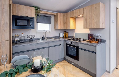 Whittlesey House | 3 Bed Holiday Home PF