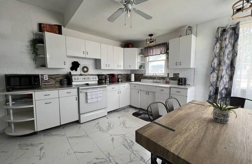 Thermopolis House | 3+Bed Home Close to Downtown