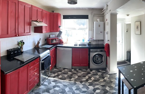 Folkestone House | 3 bed home