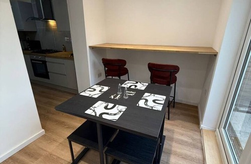 Bradley Stoke House | 3 bed house by mustang escapes