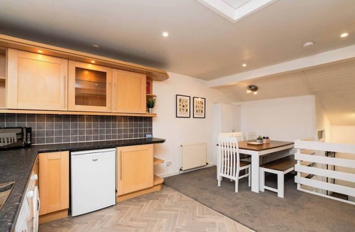 Glasgow House | 3 Bed House-Free Parking-6Beds