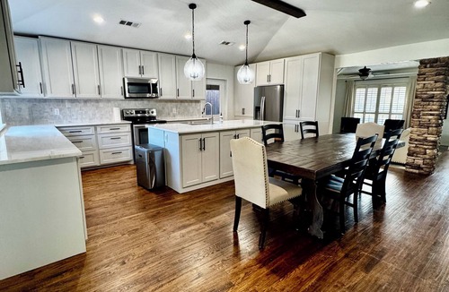 Frisco House | 3-bed house in downtown Frisco walking distance to Rail District.