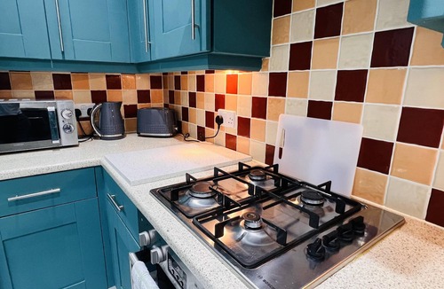 Yeading House | 3-bed House in Northolt