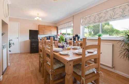 Aberaeron House | 3 Bed in Aberaeron oc-bow330