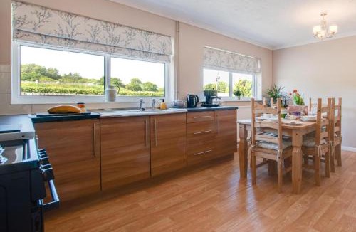 Aberaeron House | 3 Bed in Aberaeron oc-bow330