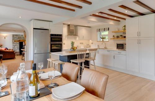 Ysbyty Ystwyth House | 3 Bed in Aberystwyth oc-bow297