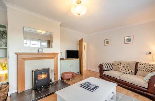 Alne House | 3 Bed in Alne oc-m34454