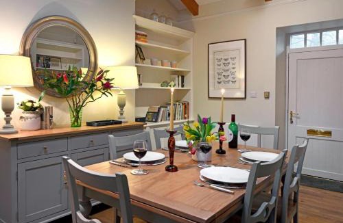 Annan House | 3 Bed in Annan 75355