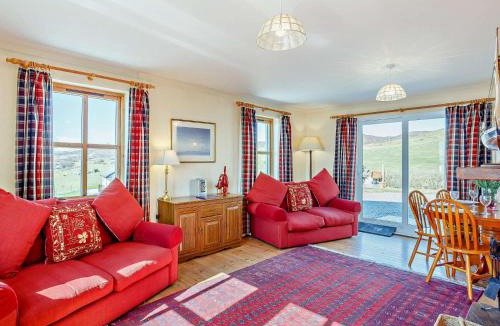 Aird of Sleat House | 3 Bed in Ardvasar CA071