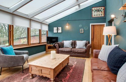 Litton Mill House | 3 Bed in Bakewell 94110