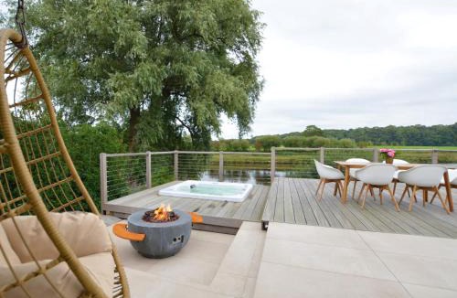 Higher Walton House | 3 Bed in Balderstone 64911