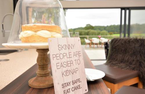 Higher Walton House | 3 Bed in Balderstone 64911