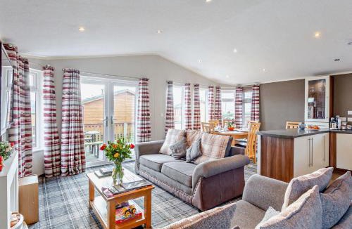 Banchory House | 3 Bed in Banchory 94062