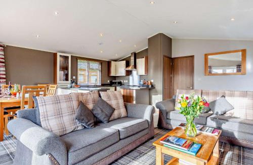 Banchory House | 3 Bed in Banchory 94062