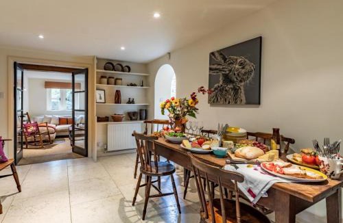 Combe Hay House | 3 Bed in Bath oc-skn21