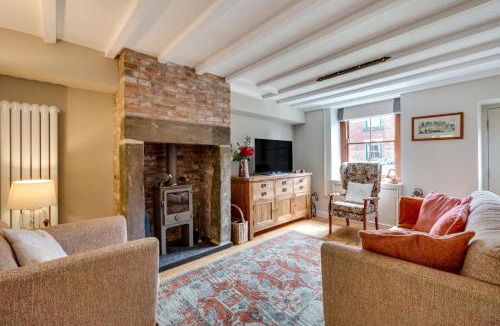 Belper House | 3 Bed in Belper oc-dcbobb